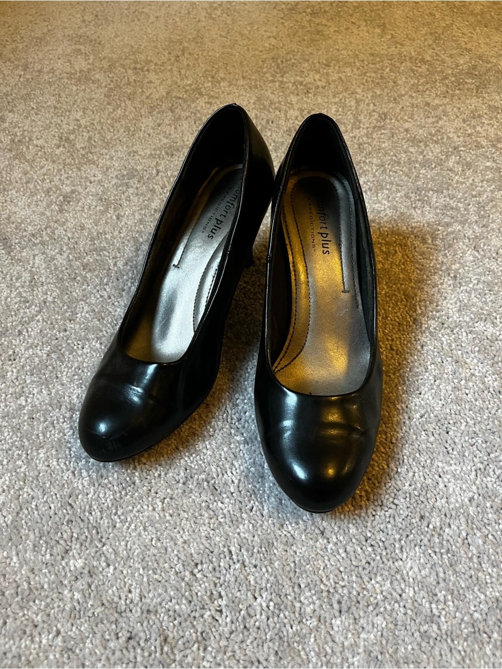 comfort plus by Predictions Women’s Black Classic Pump